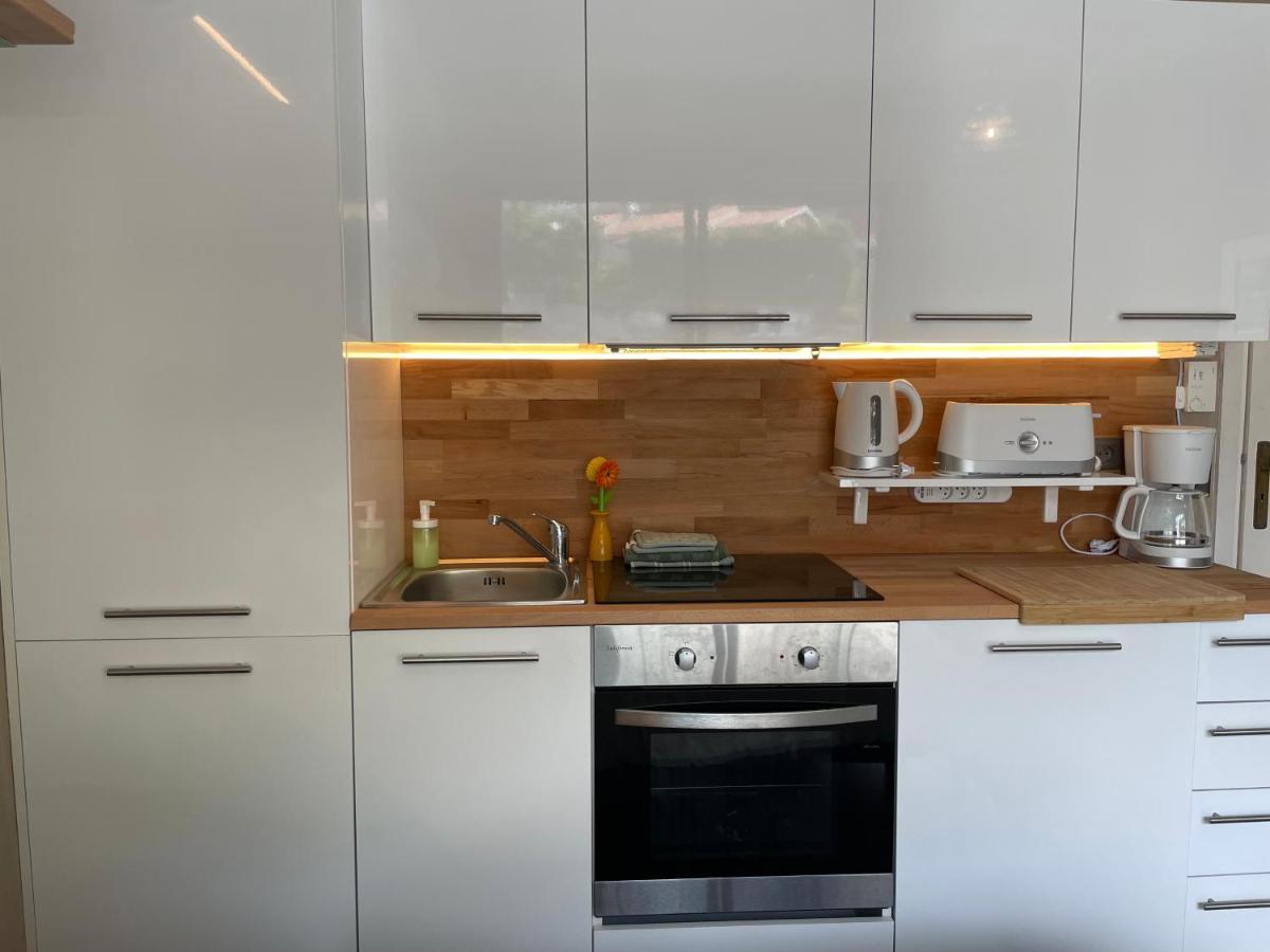 La Room: Seaside Apartment + Terrace + Parking مينتون المظهر الخارجي الصورة